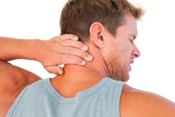 Osteokondroz nedeniyle boyun ağrısı